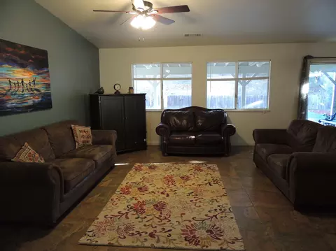 837 Wingsetter Ct, Redding, CA 96003 photo 4
