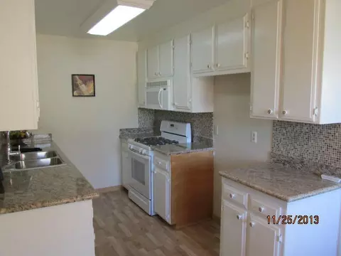 2345 Galaxy Way, Redding, CA 96002 photo 2