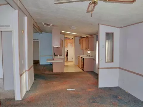 3561 Oasis Rd, Redding, CA 96003 photo 4
