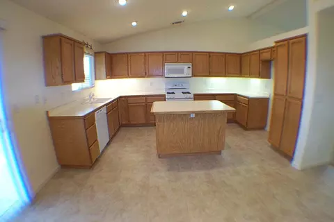 1951 Airstrip Rd, Redding, CA 96003 photo 10