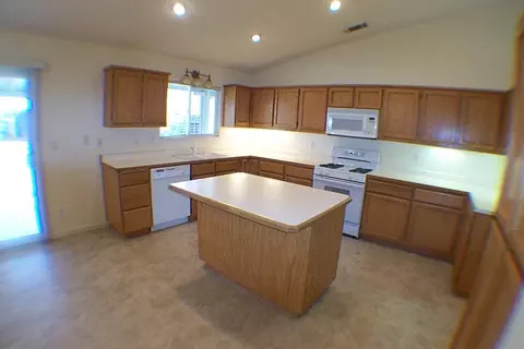 1951 Airstrip Rd, Redding, CA 96003 photo 8