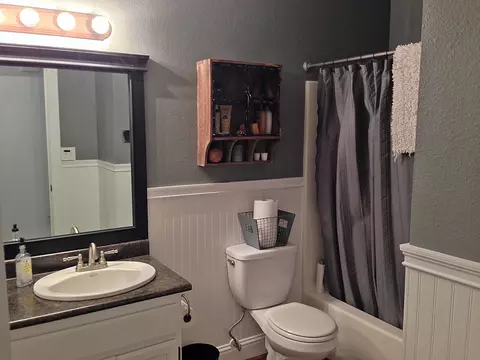 1521 Wingsetter Way, Redding, CA 96003 photo 9
