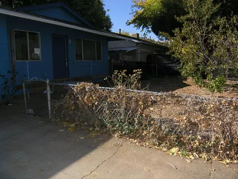 2301 Nebula St, Redding, CA 96002 photo 2