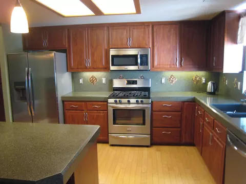 3344 Middleton Ln, Redding, CA 96002 photo 6