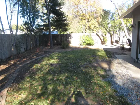 3344 Middleton Ln, Redding, CA 96002 photo 22