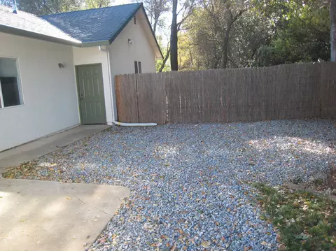 3344 Middleton Ln, Redding, CA 96002 photo 18