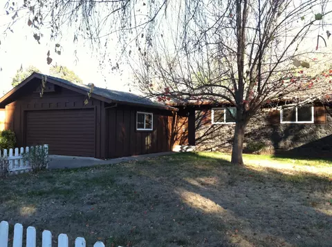 6823 Reflection St, Redding, CA 96001 photo 1