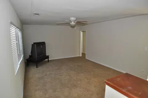 1511 Yale Ct, Redding, CA 96002 photo 8