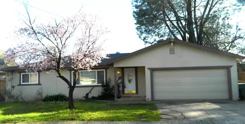 1511 Yale Ct, Redding, CA 96002 photo 1