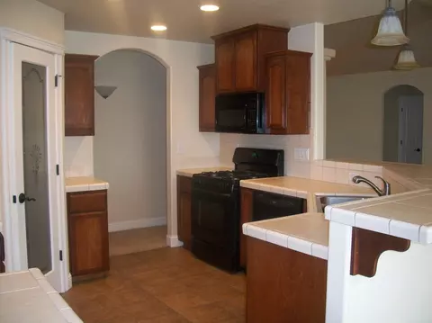 3447 Cockerill Dr, Redding, CA 96002 photo 5
