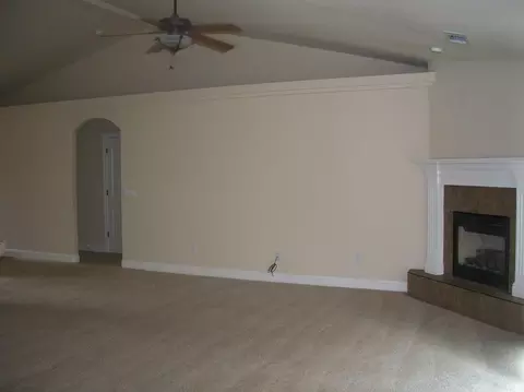 3447 Cockerill Dr, Redding, CA 96002 photo 3