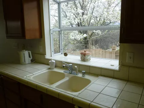 396 Franciscan Trl, Redding, CA 96003 photo 10