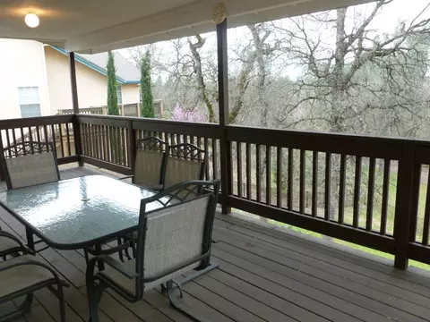 396 Franciscan Trl, Redding, CA 96003 photo 16