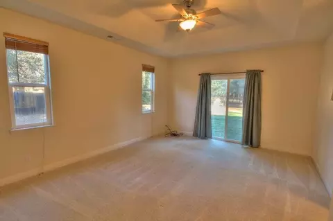 10661 Old Oregon Trl, Redding, CA 96003 photo 7