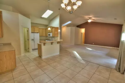 10661 Old Oregon Trl, Redding, CA 96003 photo 5