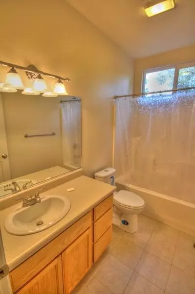 10661 Old Oregon Trl, Redding, CA 96003 photo 13