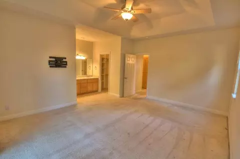 10661 Old Oregon Trl, Redding, CA 96003 photo 8