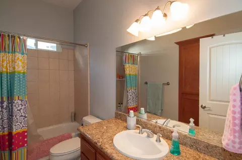 1137 Lakeside Dr, Redding, CA 96001 photo 21