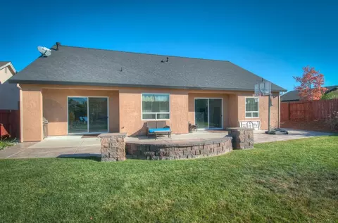 1137 Lakeside Dr, Redding, CA 96001 photo 29