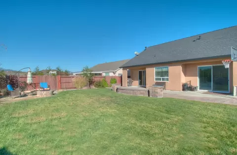 1137 Lakeside Dr, Redding, CA 96001 photo 26