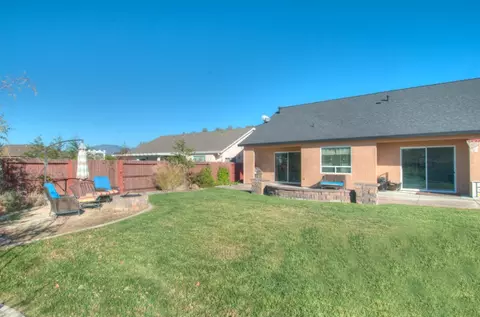 1137 Lakeside Dr, Redding, CA 96001 photo 27