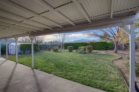 11336 Menlo Way, Redding, CA 96003 photo 3