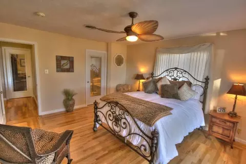 6921 Riverside Dr, Redding, CA 96001 photo 10