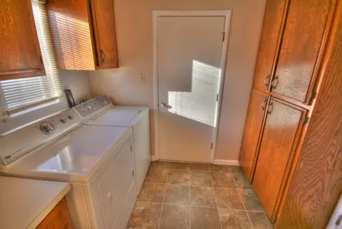 6921 Riverside Dr, Redding, CA 96001 photo 16