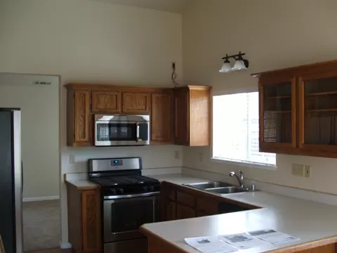 6671 Waterford Dr, Redding, CA 96001 photo 9