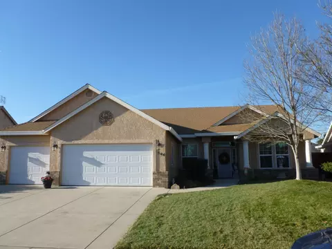 544 Centavo Way, Redding, CA 96003 photo 1