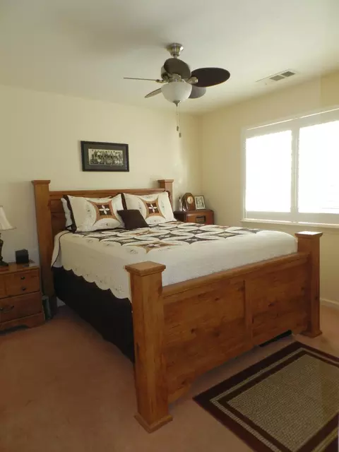 15043 Diggins Way, Redding, CA 96001 photo 10