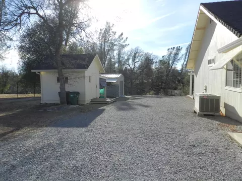 15043 Diggins Way, Redding, CA 96001 photo 34