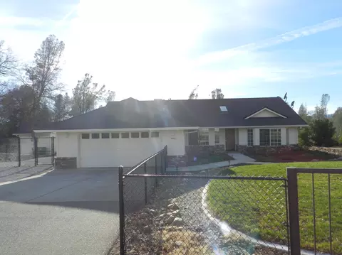 15043 Diggins Way, Redding, CA 96001 photo 1