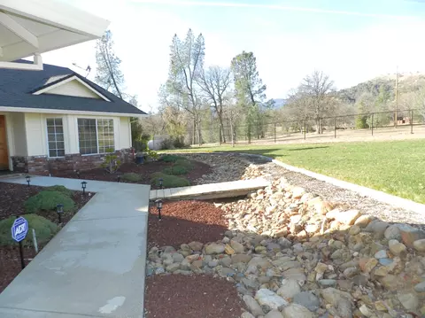 15043 Diggins Way, Redding, CA 96001 photo 13