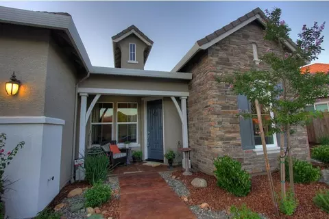 4478 Chinook Dr, Redding, CA 96002 photo 2