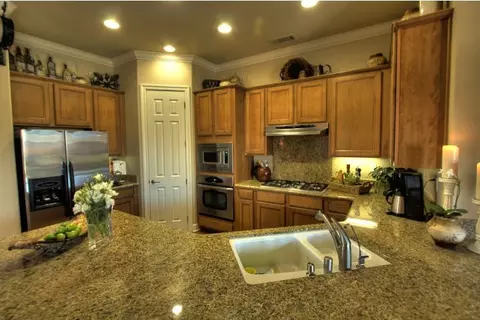 4478 Chinook Dr, Redding, CA 96002 photo 13