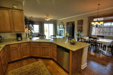4478 Chinook Dr, Redding, CA 96002 photo 12