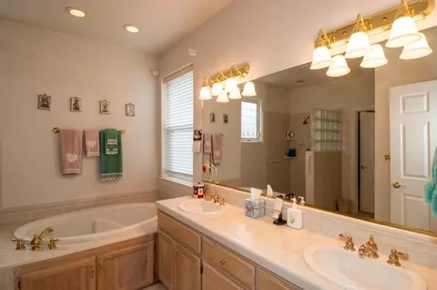 4557 Blue Creek Dr, Redding, CA 96002 photo 13