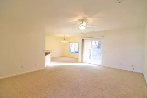19307 Kinene Ct, Redding, CA 96003 photo 3