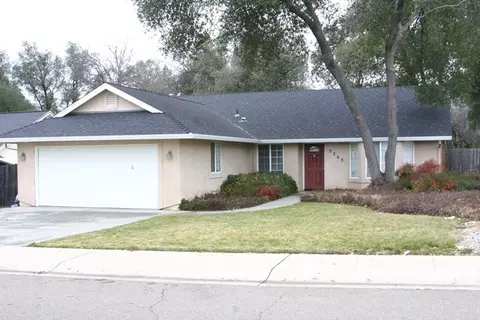 3263 Lawrence Rd, Redding, CA 96002 photo 1