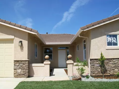 3432 Incline Way, Redding, CA 96002 photo 4