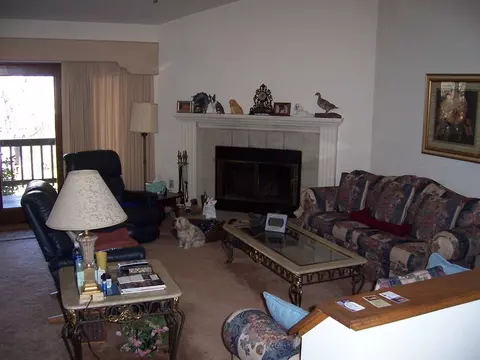 1658 El Capitan, Redding, CA 96001 photo 5