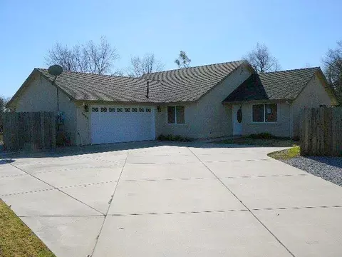5592 Mill Pond Ln, Redding, CA 96001 photo 1