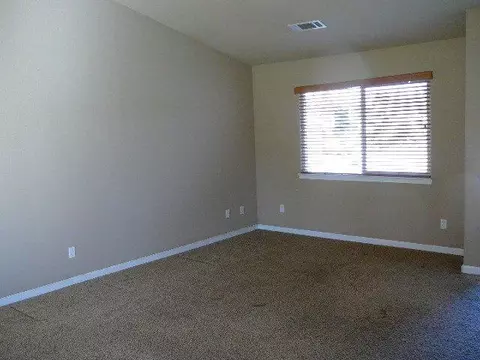 5592 Mill Pond Ln, Redding, CA 96001 photo 5