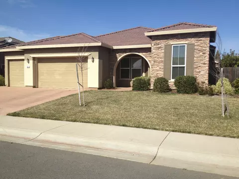 652 Rivercrest Pkwy, Redding, CA 96002 photo 1