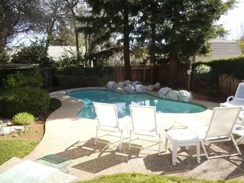 2162 Western Oak Dr, Redding, CA 96002 photo 13