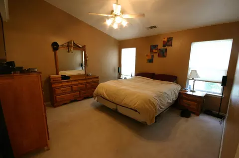 1047 Montclair Dr, Redding, CA 96003 photo 10