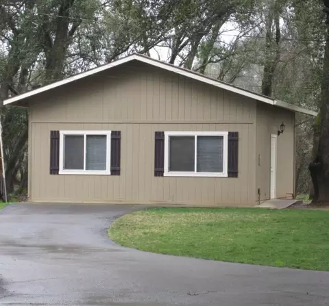 9986 Salmon Crk, Redding, CA 96003 photo 3