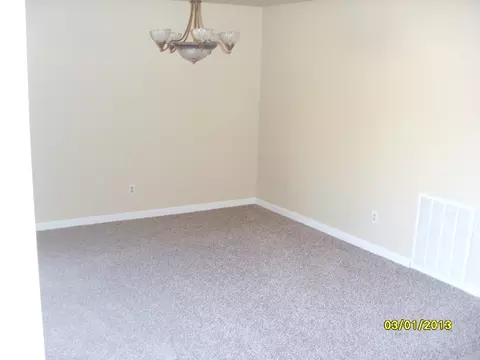 15622 Deodora Dr, Redding, CA 96001 photo 2