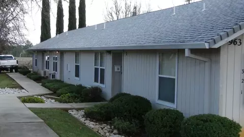 963 West St, Redding, CA 96001 photo 1